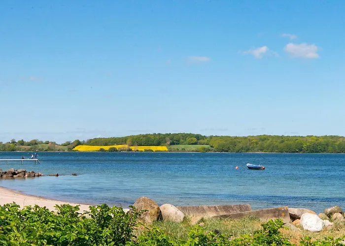 6 Person In Aabenraa-by Traum *